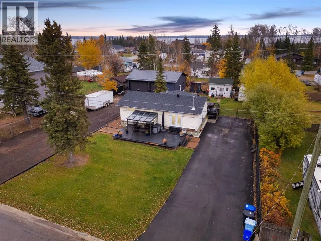 House for rent: 21 Gregoire Avenue, Gregoire Lake Estates, Alberta T9H 5S1