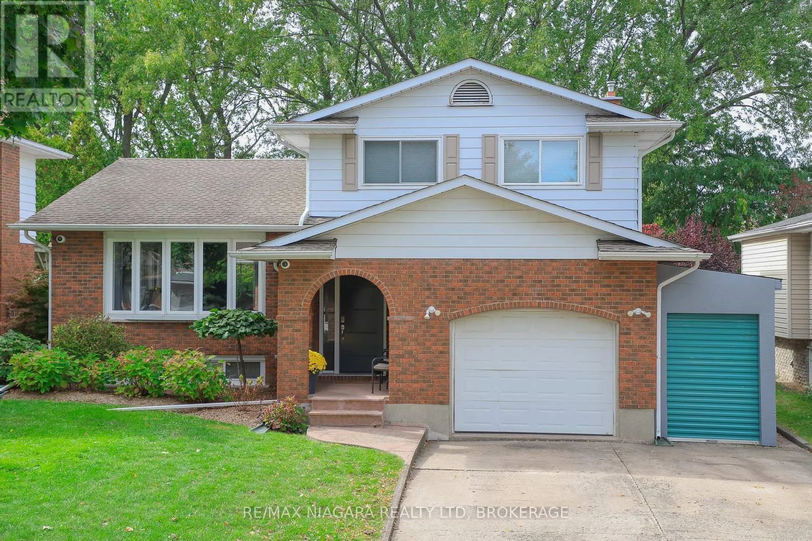 House for rent: 21 Jessica Drive, St. Catharines, Ontario L2M 6V9