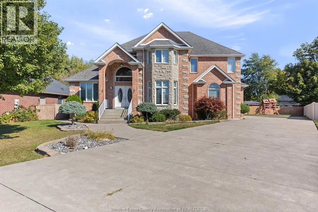 House for rent: 21 Laurentia Drive, Tilbury, Ontario N0P 2L0