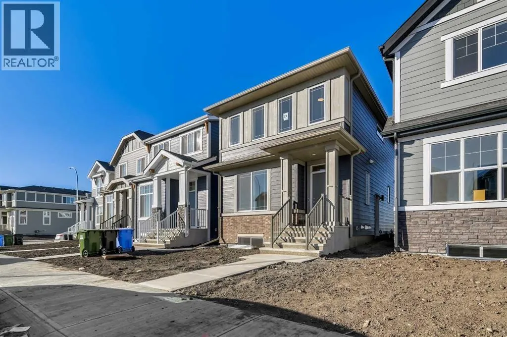 21 Mercado Landing Se, Calgary, Alberta T3M 4C3