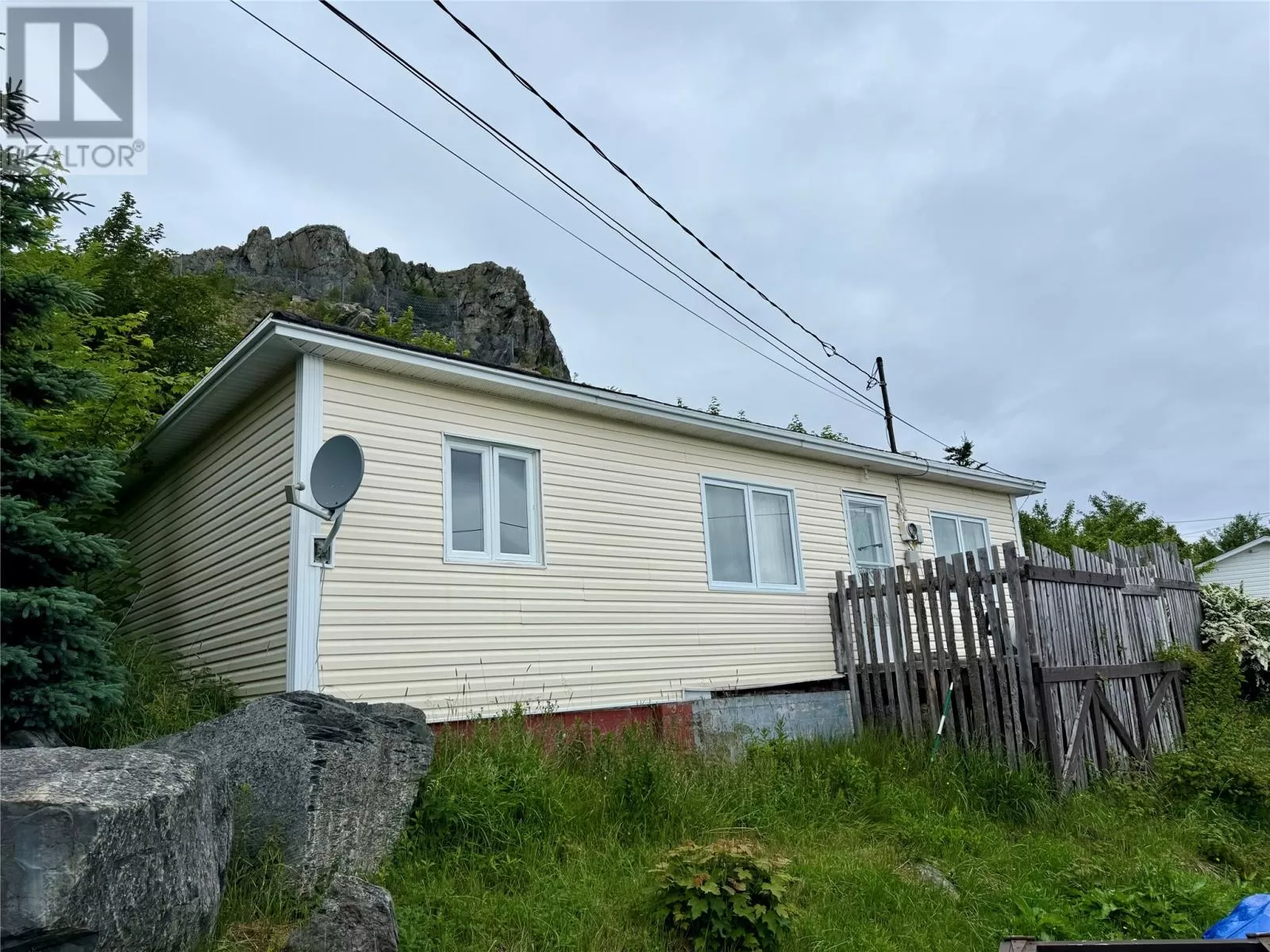 House for rent: 21 Noels Road, Upper Island Cove, Newfoundland & Labrador A0A 4E0