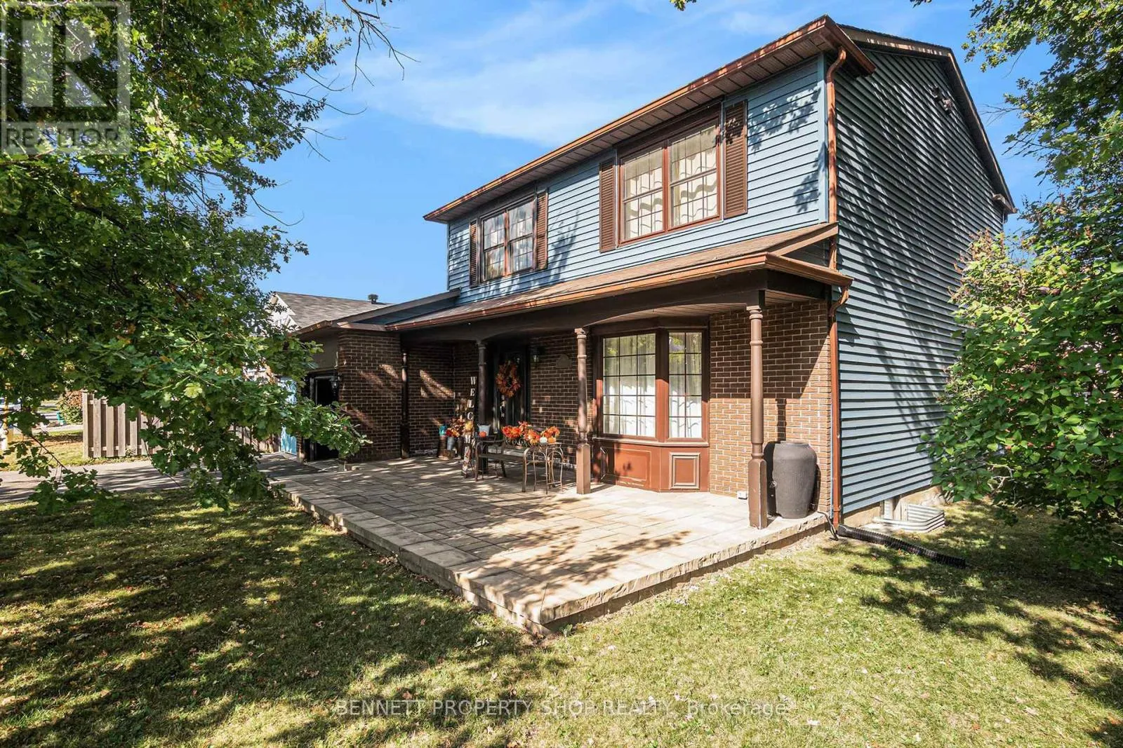 House for rent: 21 Pattermead Crescent, Ottawa, Ontario K1V 0A1