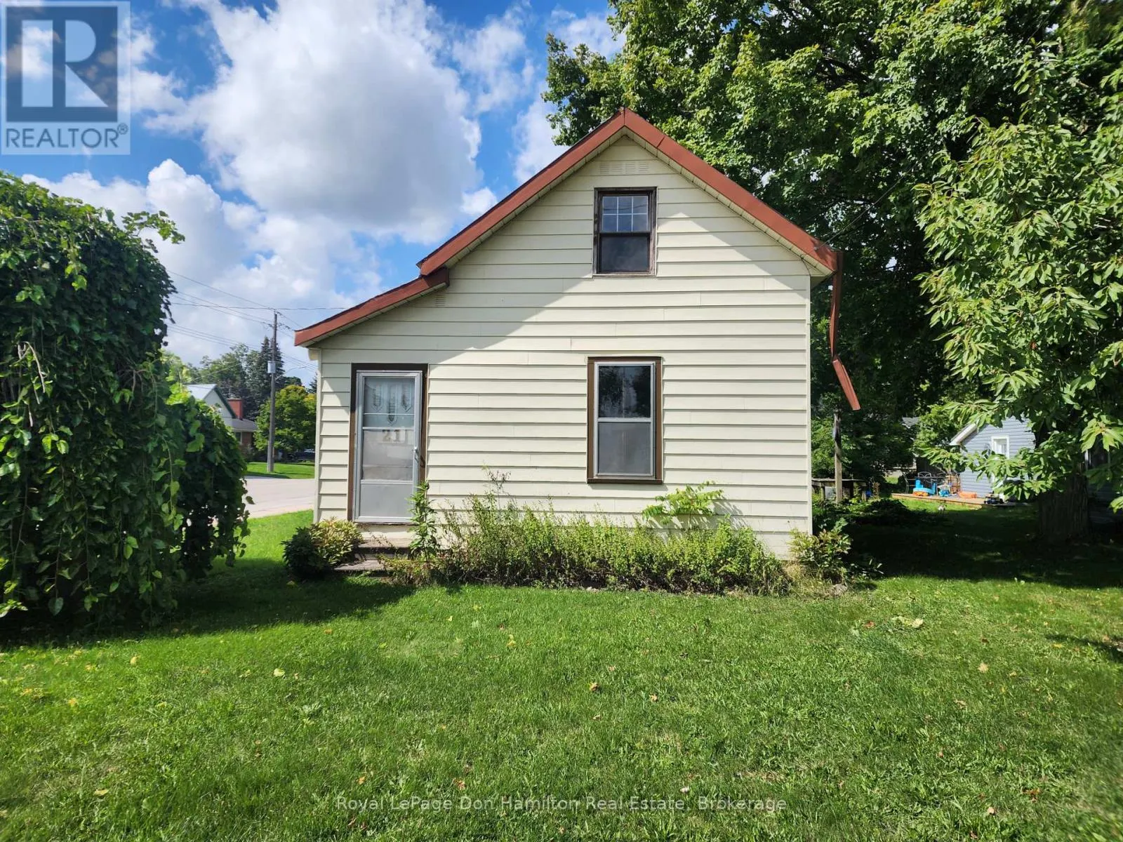 House for rent: 21 Peter Street S, Brockton, Ontario N0G 2V0