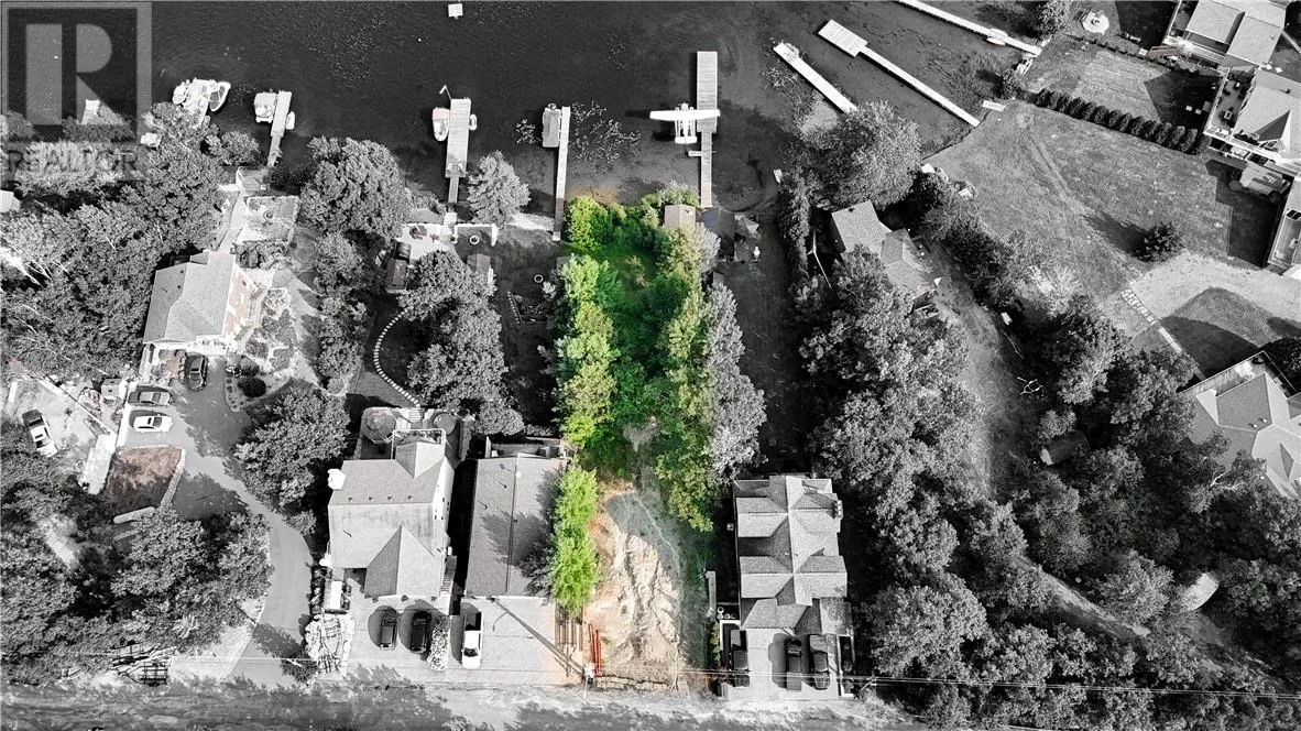 21 Uphill Road, Lively, Ontario P3Y 1H9