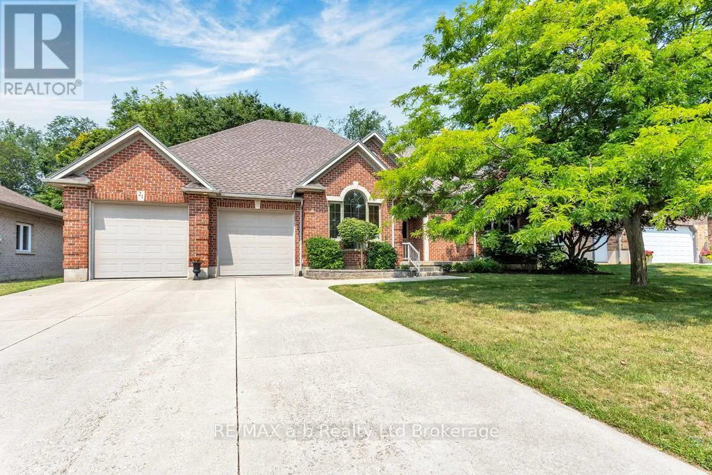 House for rent: 21 Windemere Avenue, Tillsonburg, Ontario N4G 5M8