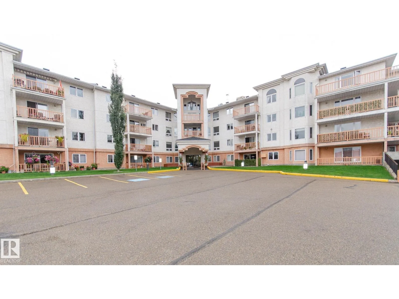 Apartment for rent: #210 10903 21 Av Nw, Edmonton, Alberta T6J 7A4