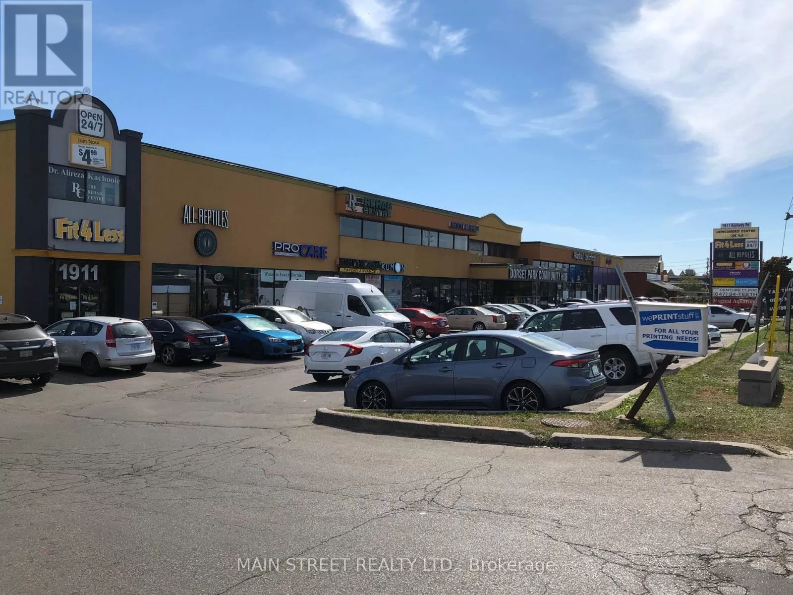 Offices for rent: 210 - 1911 Kennedy Road, Toronto, Ontario M1P 2L9