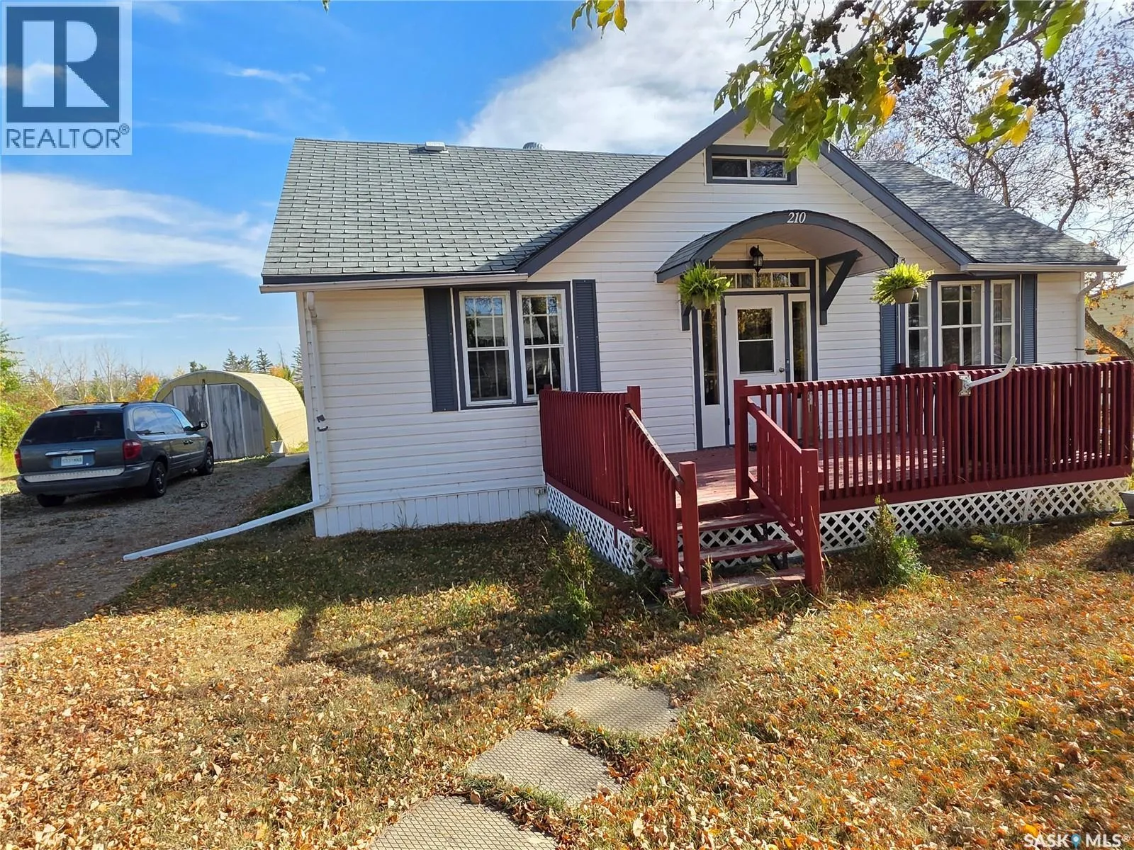 House for rent: 210 2nd Street S, Cabri, Saskatchewan S0N 0J0