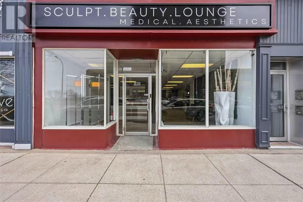 210 Front Street Unit# 3, Sarnia, Ontario N7T 7H2