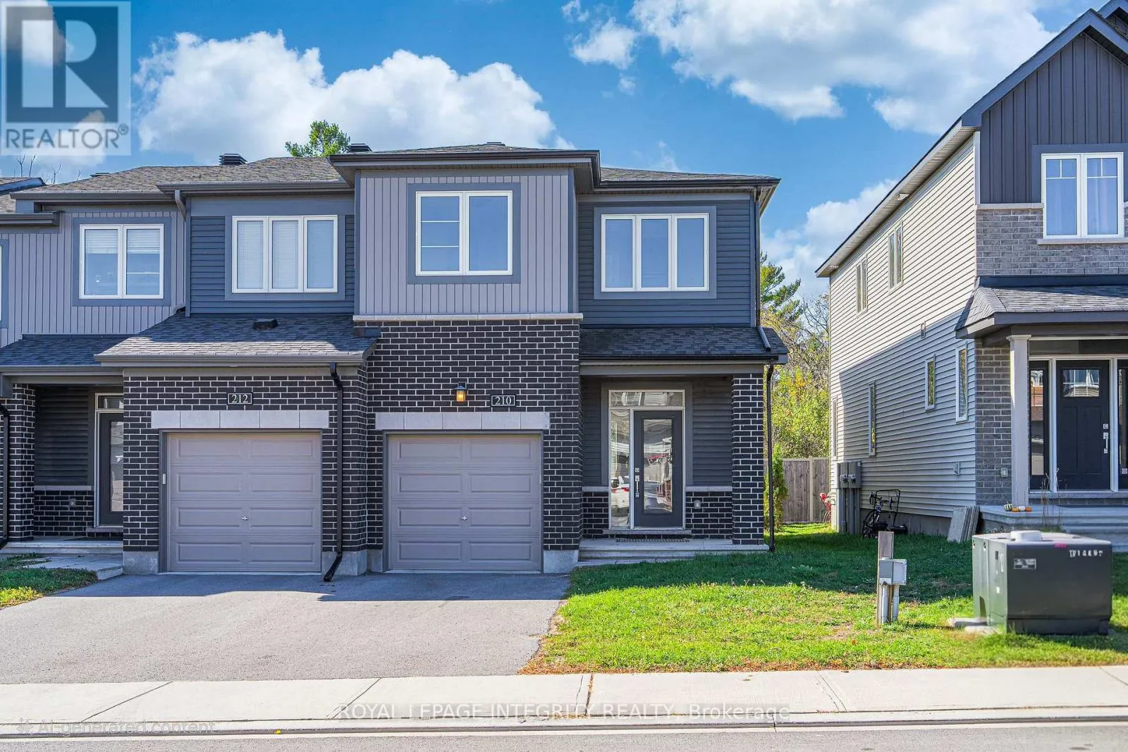 Row / Townhouse for rent: 210 Geyser Place, Ottawa, Ontario K2J 6P1