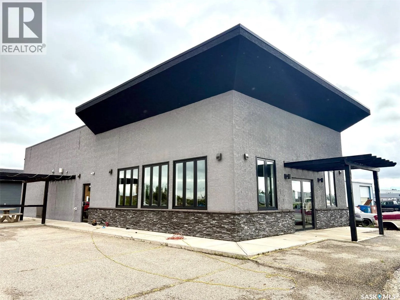 Retail for rent: 210 S Service Road, Melville, Saskatchewan S0A 0G5