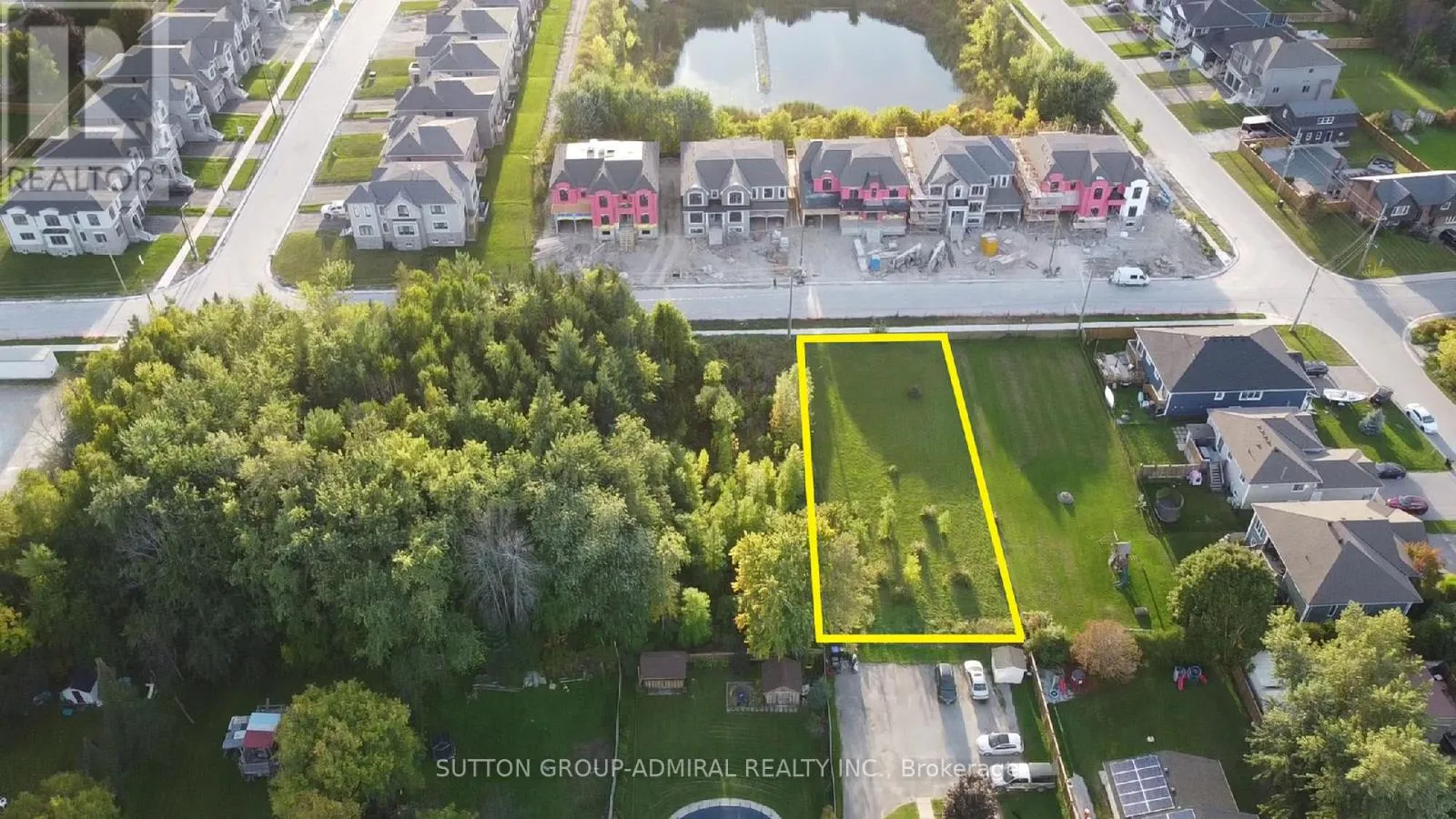 210 Sutherland Street S, Clearview, Ontario L0M 1S0