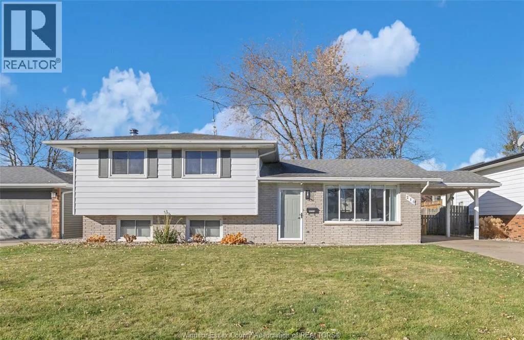 House for rent: 210 Westlawn Avenue, Kingsville, Ontario N9Y 3L9