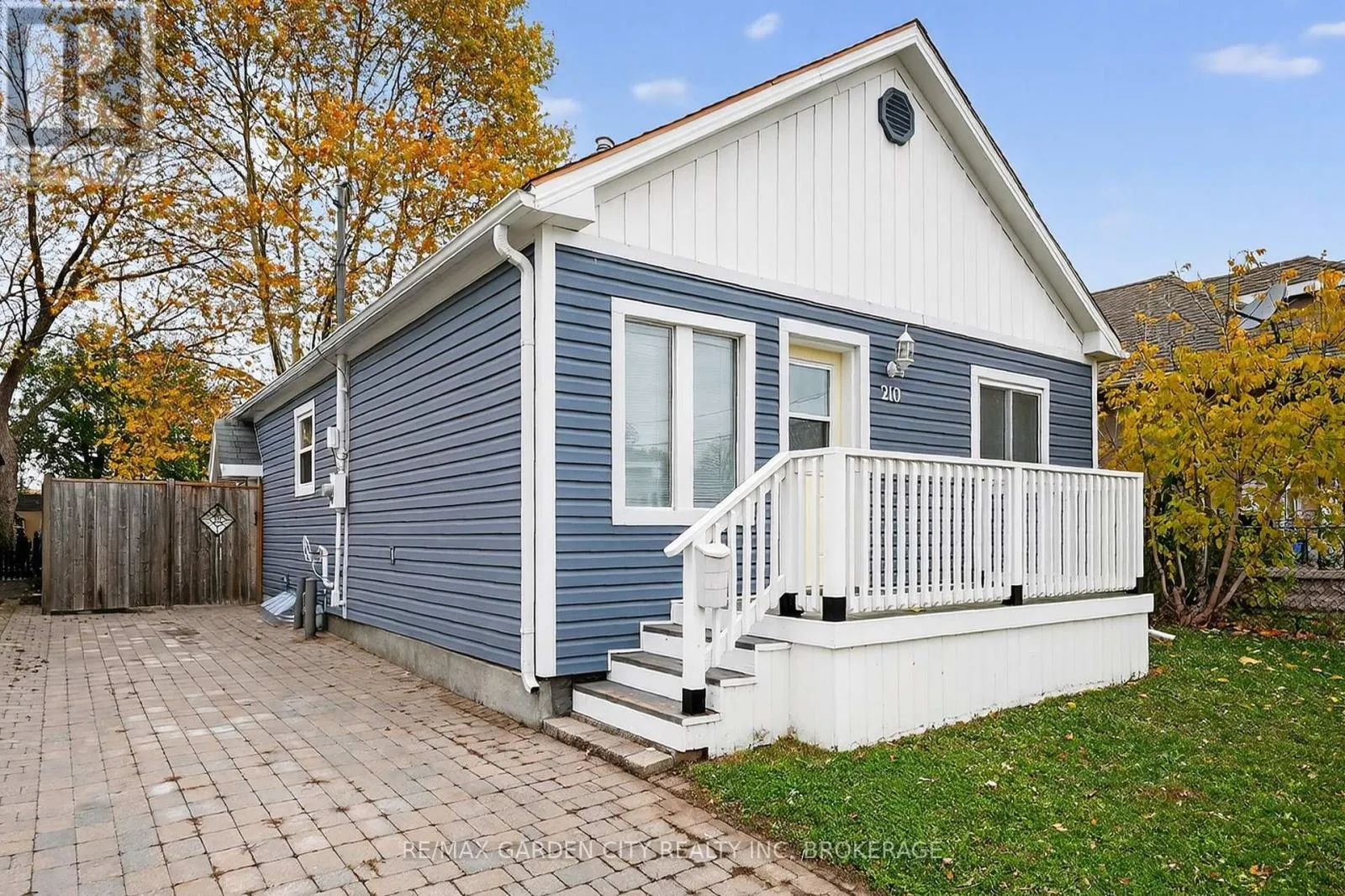 House for rent: 210 Wright Street, Welland, Ontario L3B 2K3