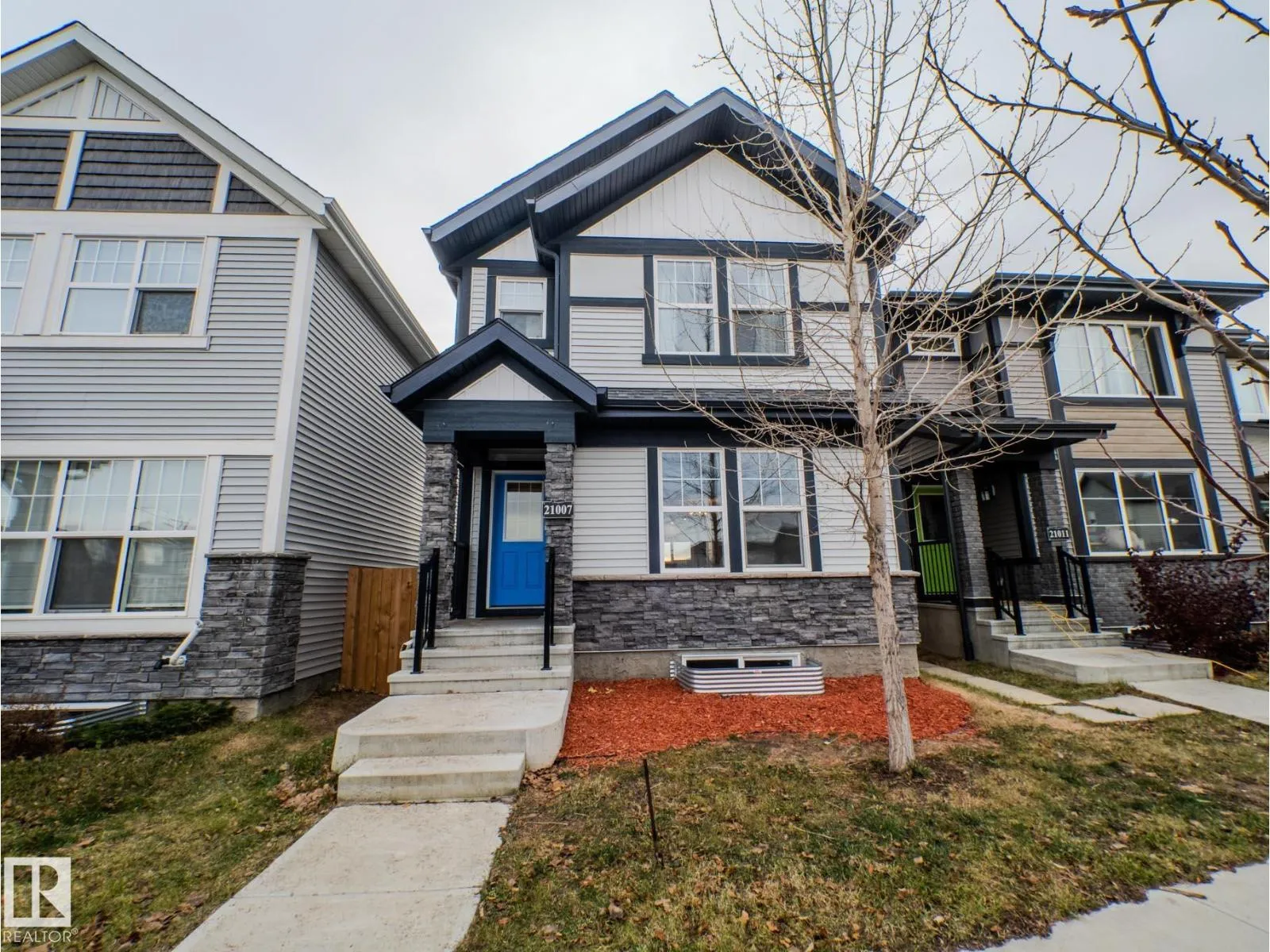 House for rent: 21007 130 Av Nw, Edmonton, Alberta T5S 0L4
