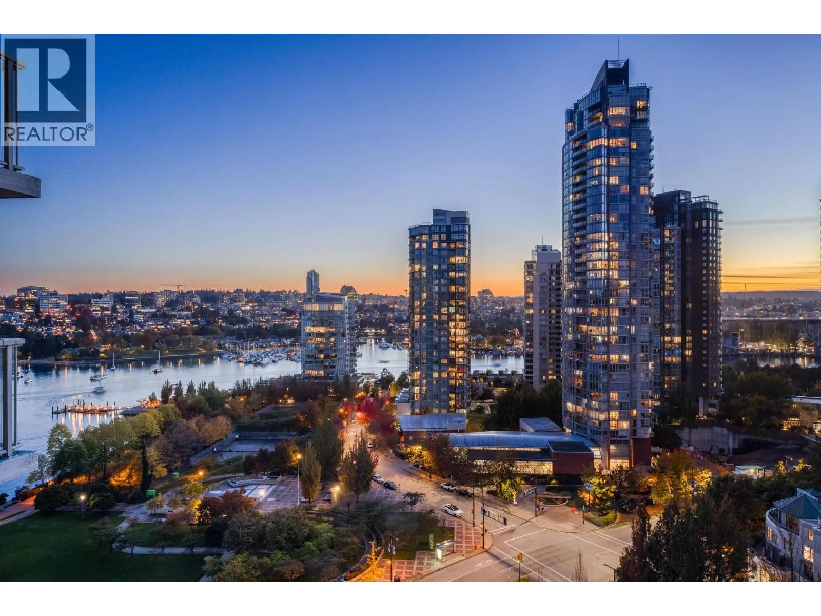 Apartment for rent: 2101 388 Drake Street, Vancouver, British Columbia V6B 6A8