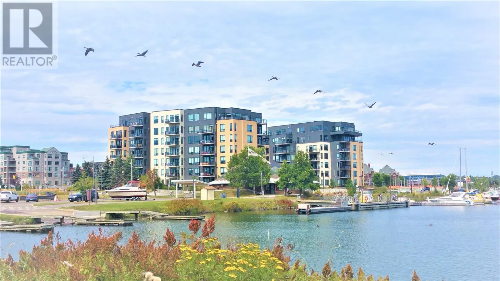 Apartment for rent: 2101-2260 Sleeping Giant Parkway, Thunder Bay, Ontario P7A 0E7