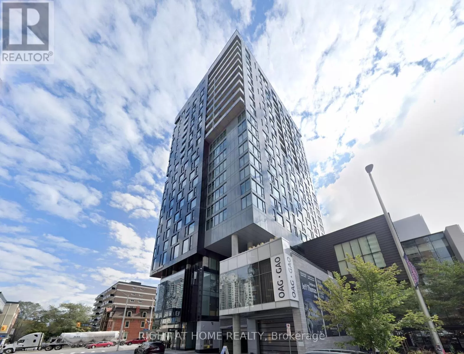 Apartment for rent: 2102 - 20 Daly Avenue, Ottawa, Ontario K1N 0C6