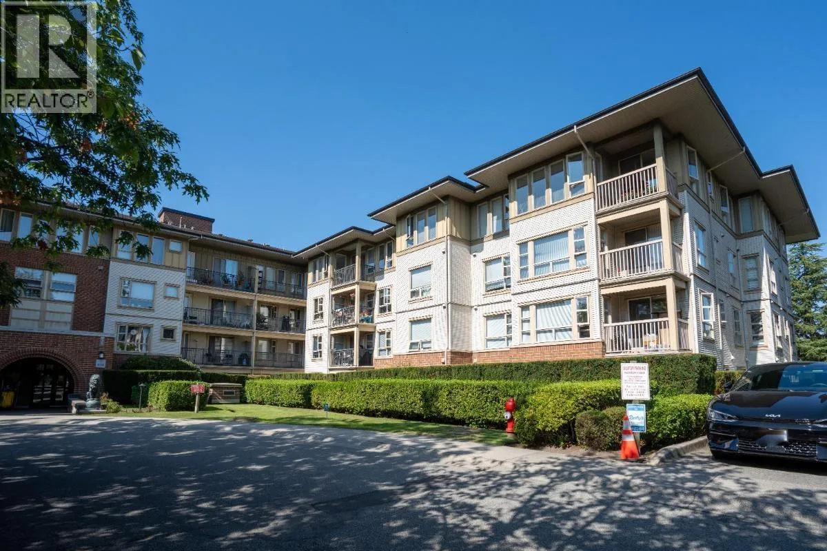 Apartment for rent: 2102 5113 Garden City Road, Richmond, British Columbia V6X 4H5