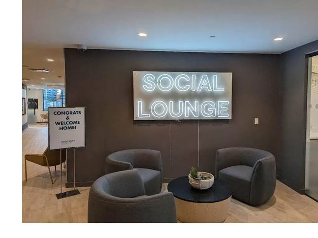 Apartment for rent: 2103 13428 105 Avenue, Surrey, British Columbia V3T 0S6