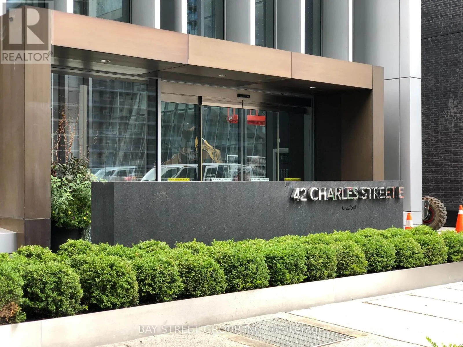 Apartment for rent: 2103 - 42 Charles Street E, Toronto, Ontario M4Y 1N3