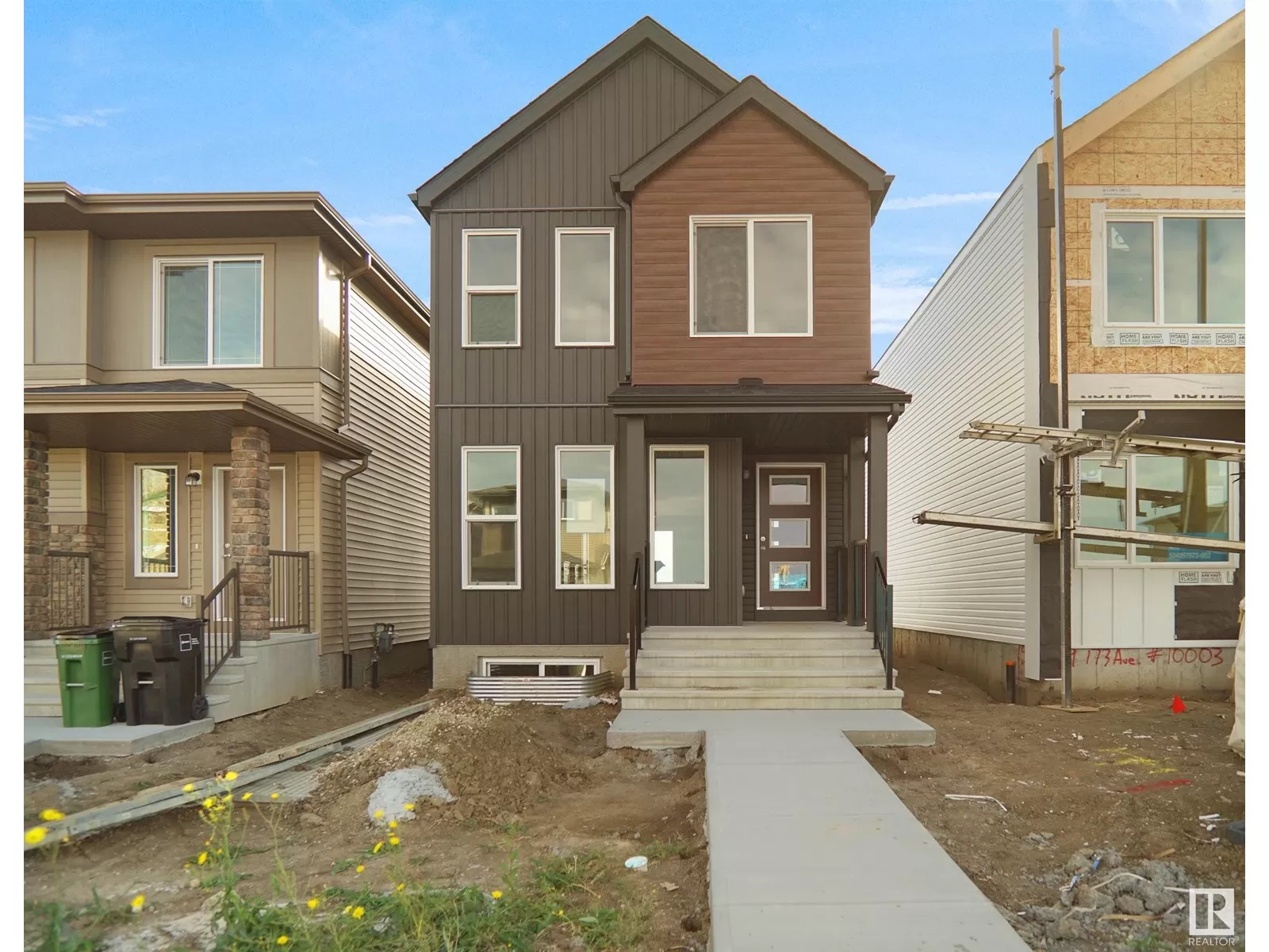 House for rent: 21035 25 Av Nw, Edmonton, Alberta T5Y 4G2