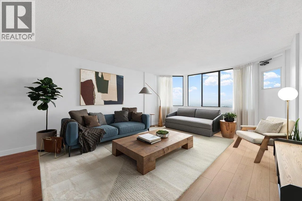 Apartment for rent: 2104 6540 Burlington Avenue, Burnaby, British Columbia V5H 3M7