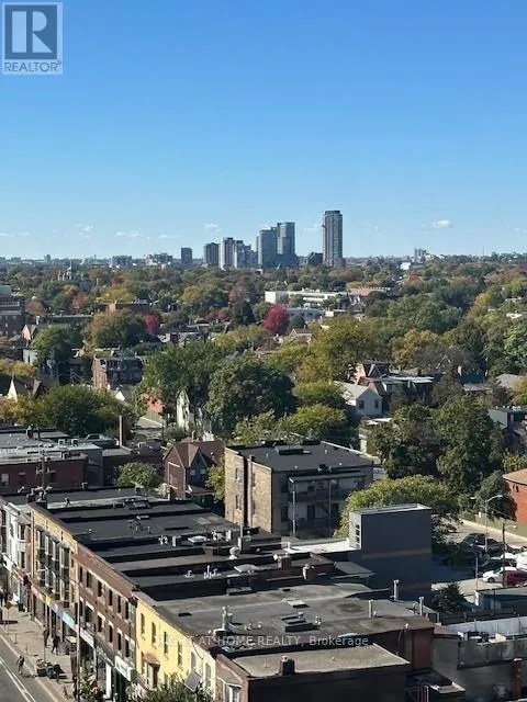 Apartment for rent: 2105a - 571 Bloor Street W, Toronto, Ontario M6G 1L6