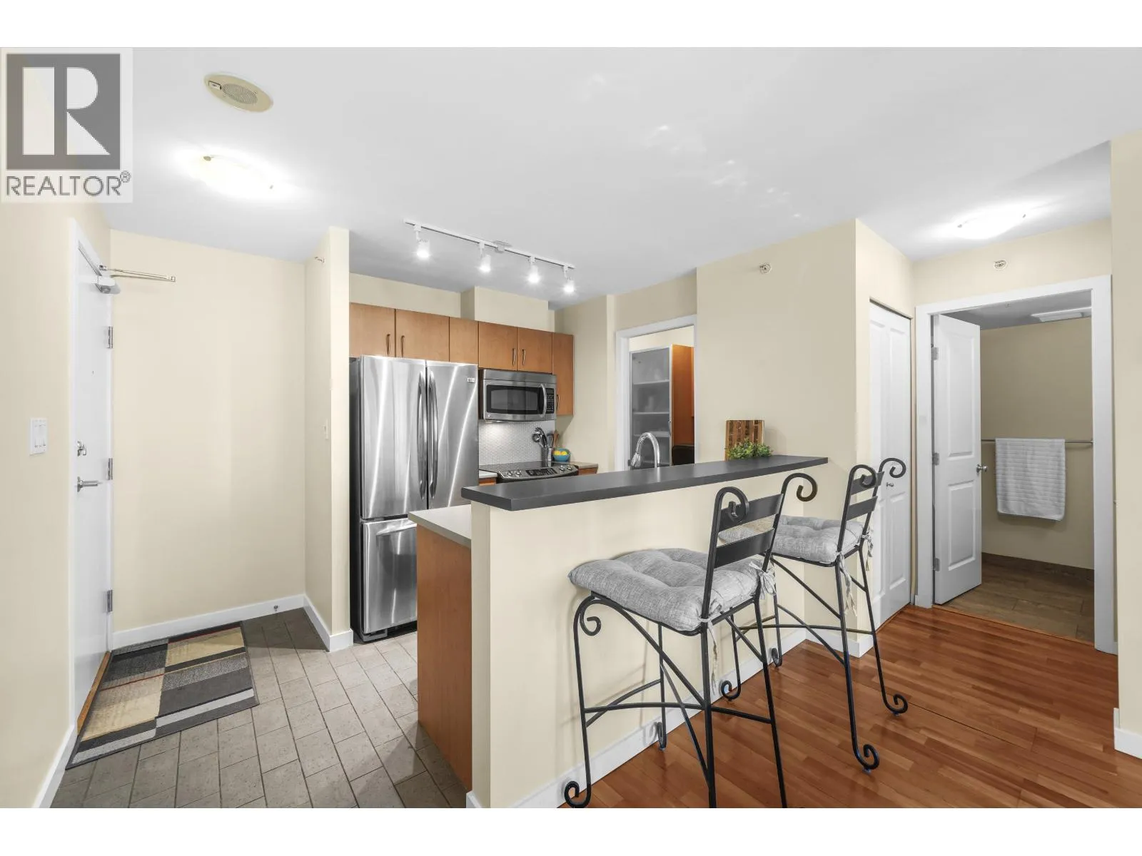 Apartment for rent: 2107 1295 Richards Street, Vancouver, British Columbia V6B 1B7