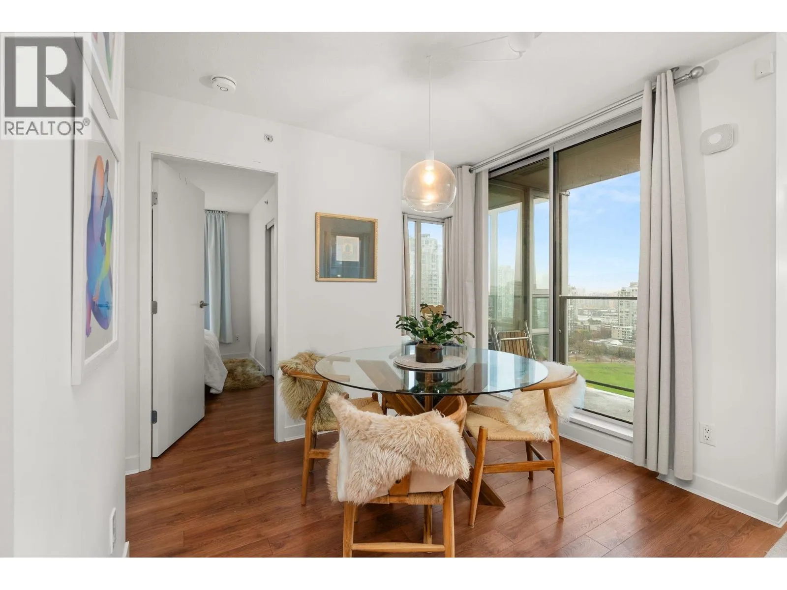 Apartment for rent: 2108 1438 Richards Street, Vancouver, British Columbia V6Z 3B8