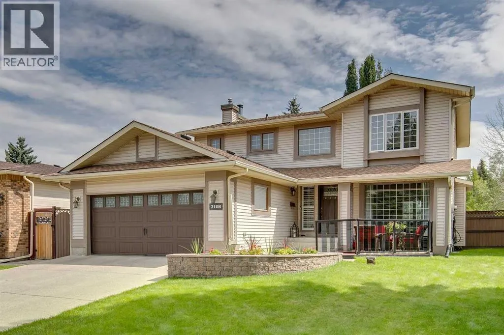 House for rent: 2108 Douglasbank Crescent Se, Calgary, Alberta T2Z 2C3