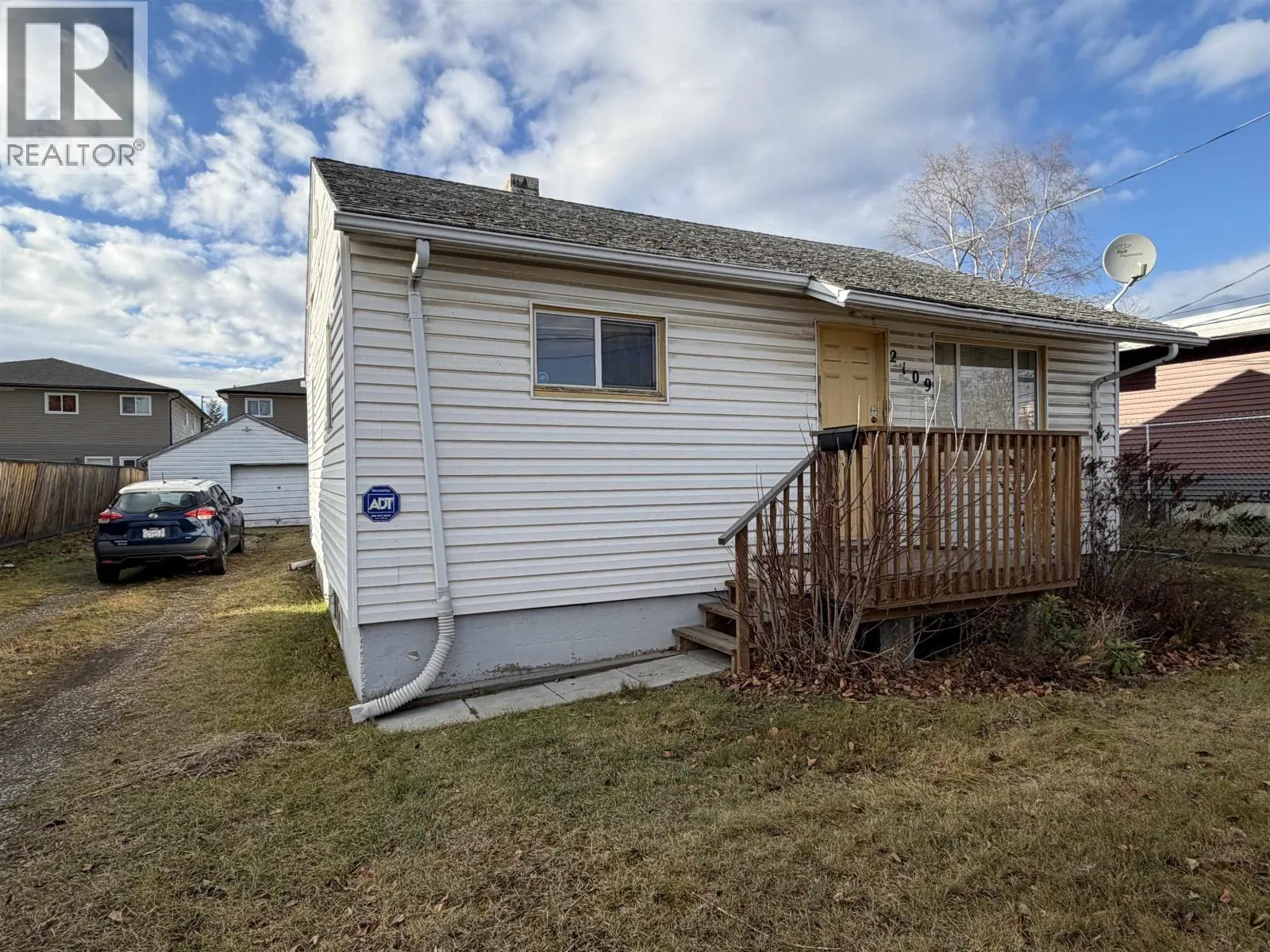 House for rent: 2109 Victoria Street, Prince George, British Columbia V2L 2L8