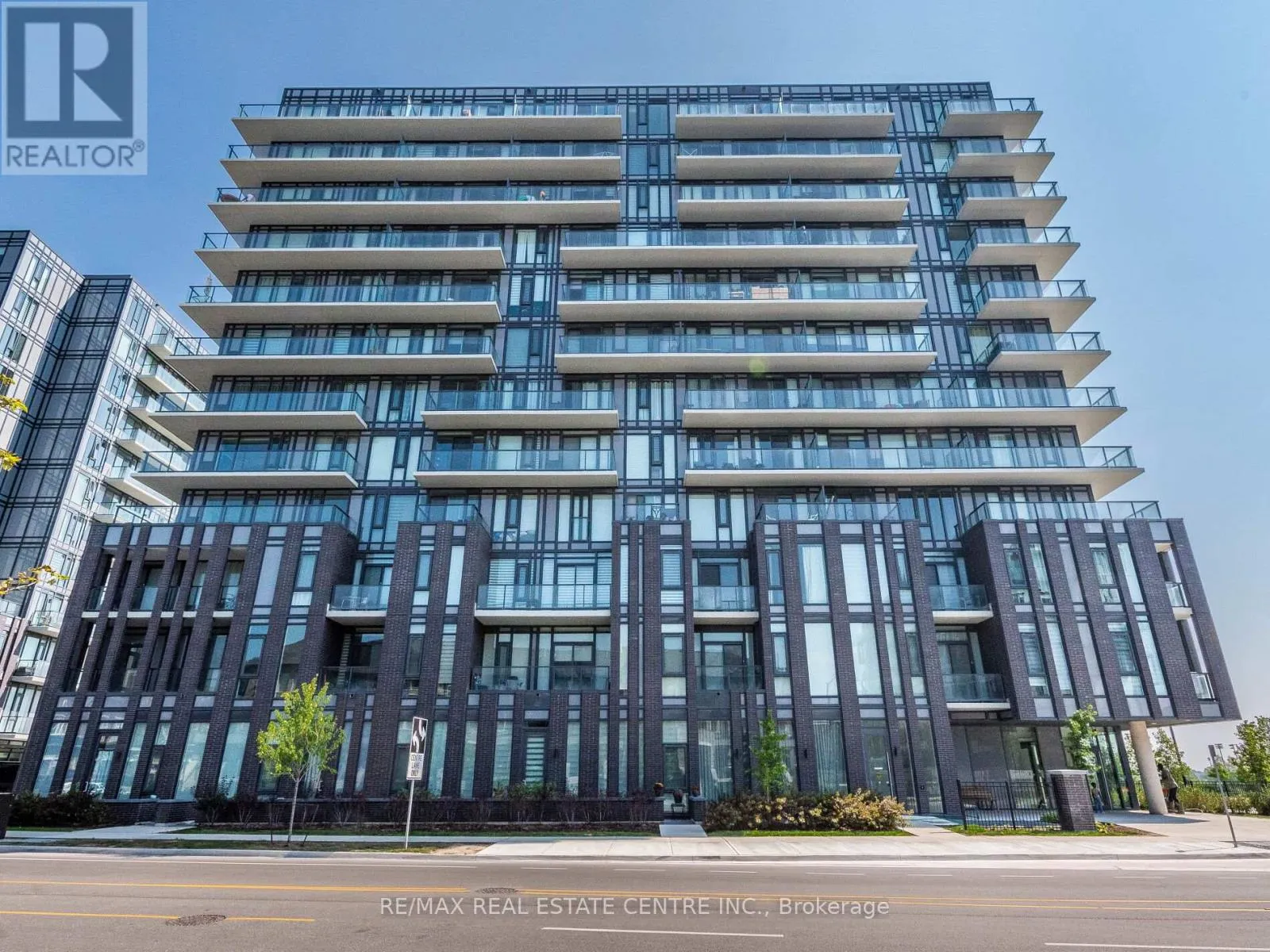 Apartment for rent: 211 - 215 Veterans Drive, Brampton, Ontario L7A 5L6