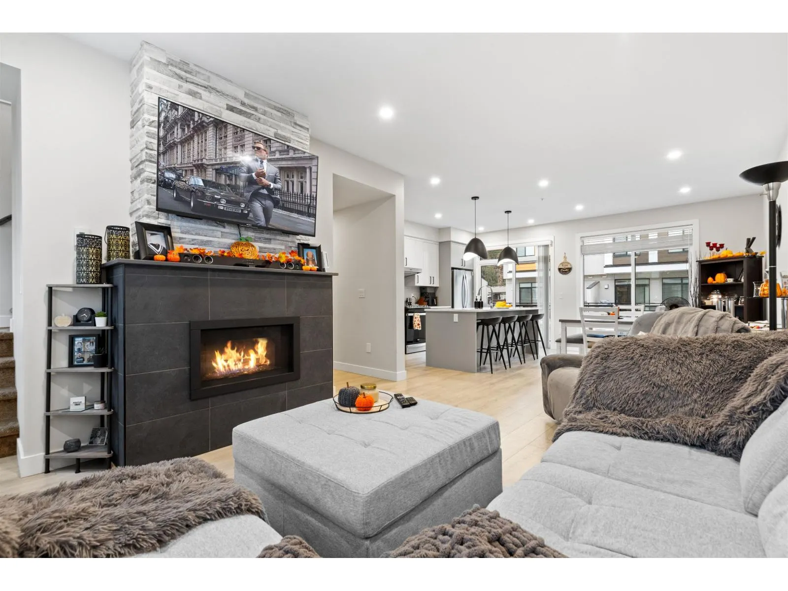 Row / Townhouse for rent: 211 46150 Thomas Road|vedder Crossing, Chilliwack, British Columbia V2R 6B3