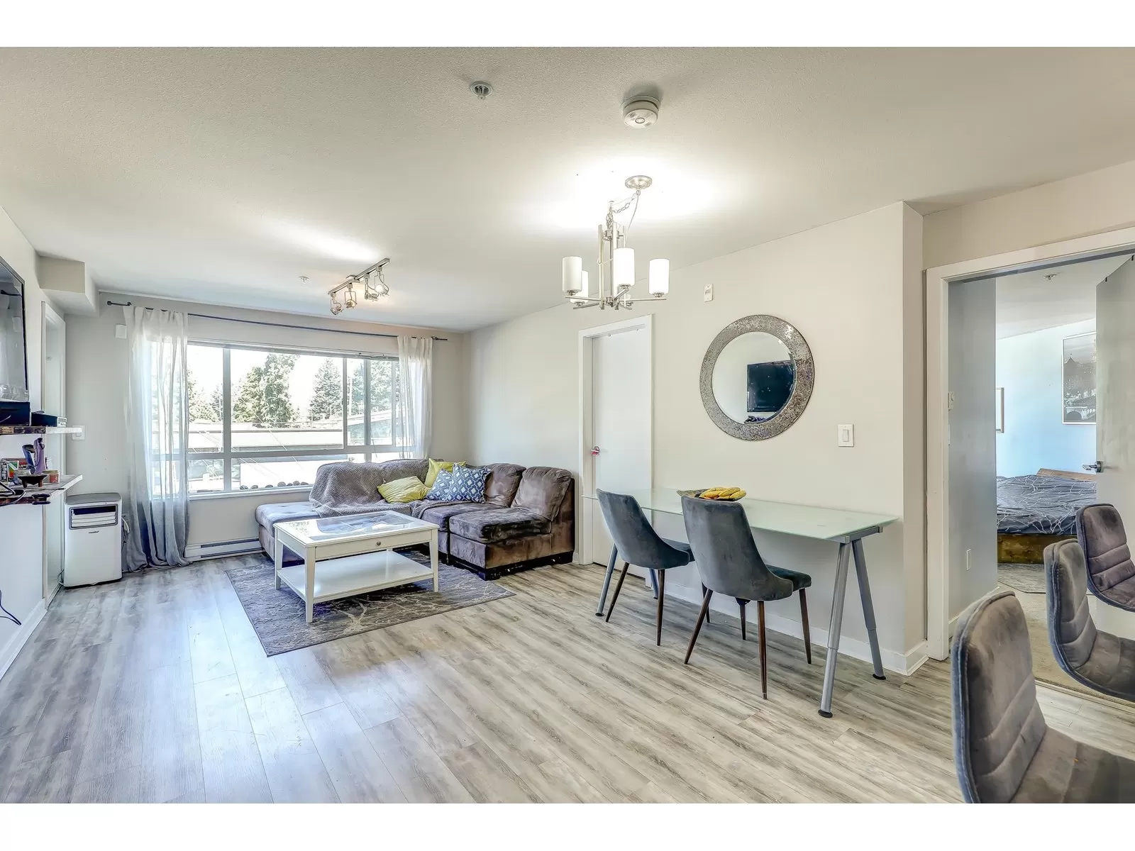 Apartment for rent: 211 7511 120 Street, Delta, British Columbia V4C 0C1