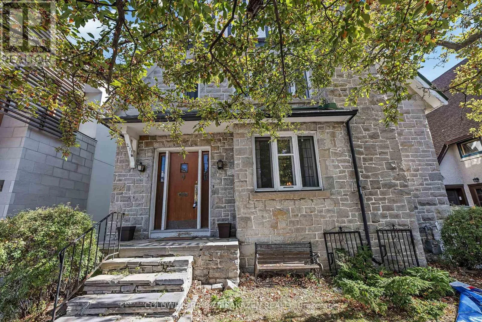 House for rent: 211 B Melrose Avenue, Ottawa, Ontario K1Y 1V3