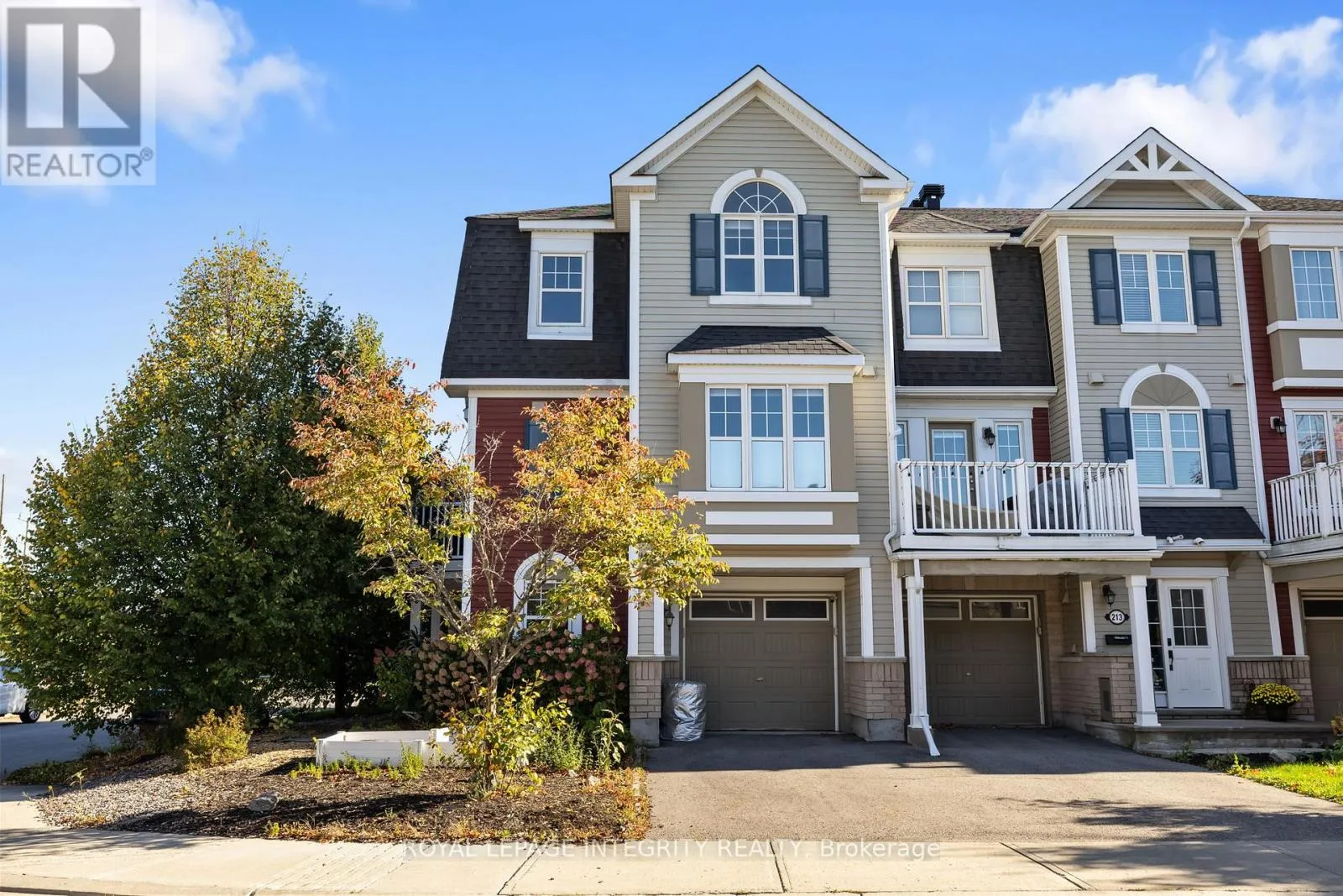 Row / Townhouse for rent: 211 Bensinger Way, Ottawa, Ontario K2S 0P1