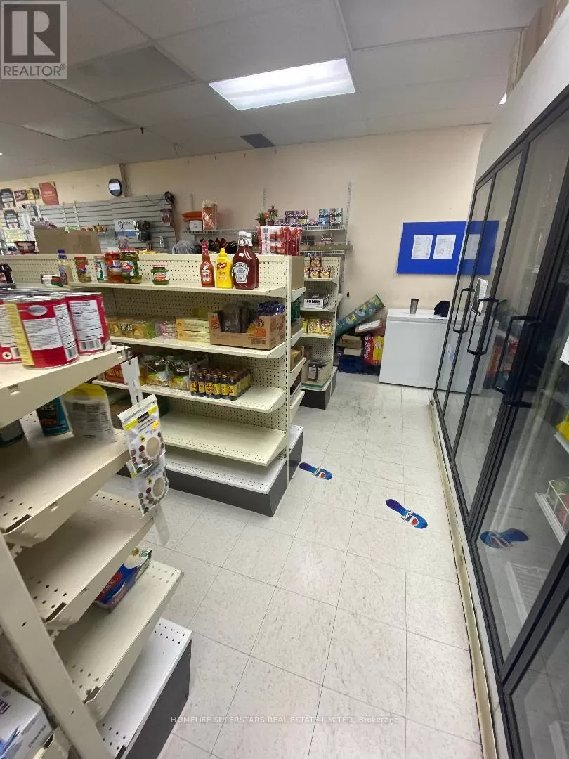 211 Martindale Road E, St. Catharines, Ontario L2S 3V7