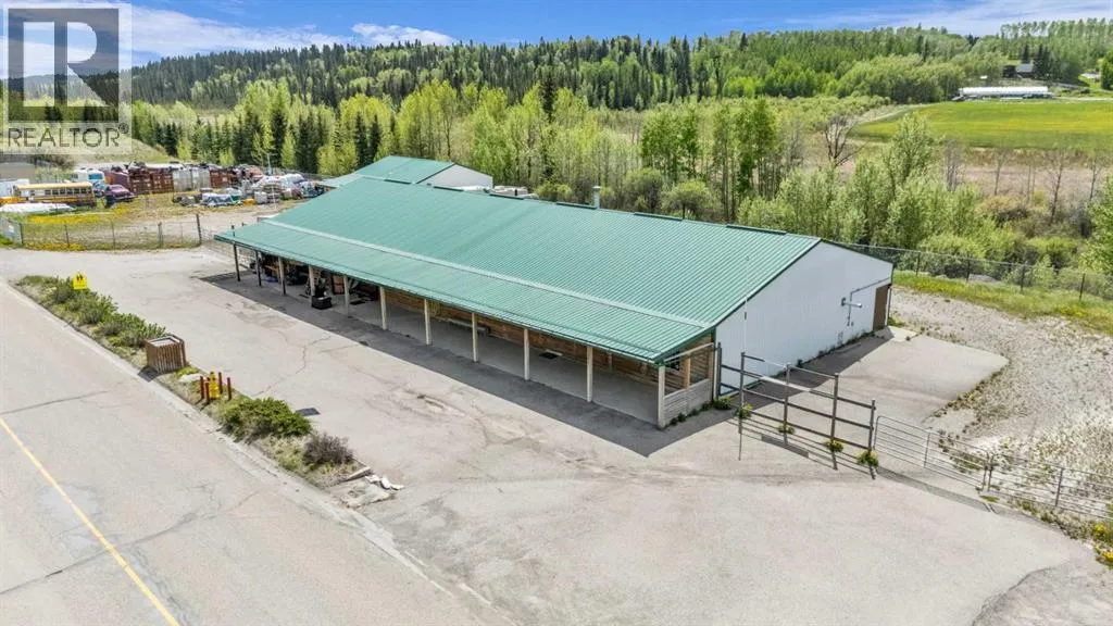 211 Railway Avenue E, Cremona, Alberta T0M 0B9