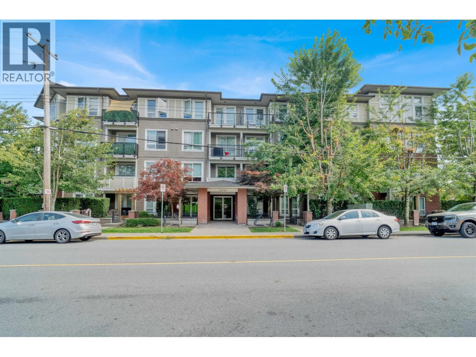 Apartment for rent: 212 12040 222 Street, Maple Ridge, British Columbia V2X 9G8