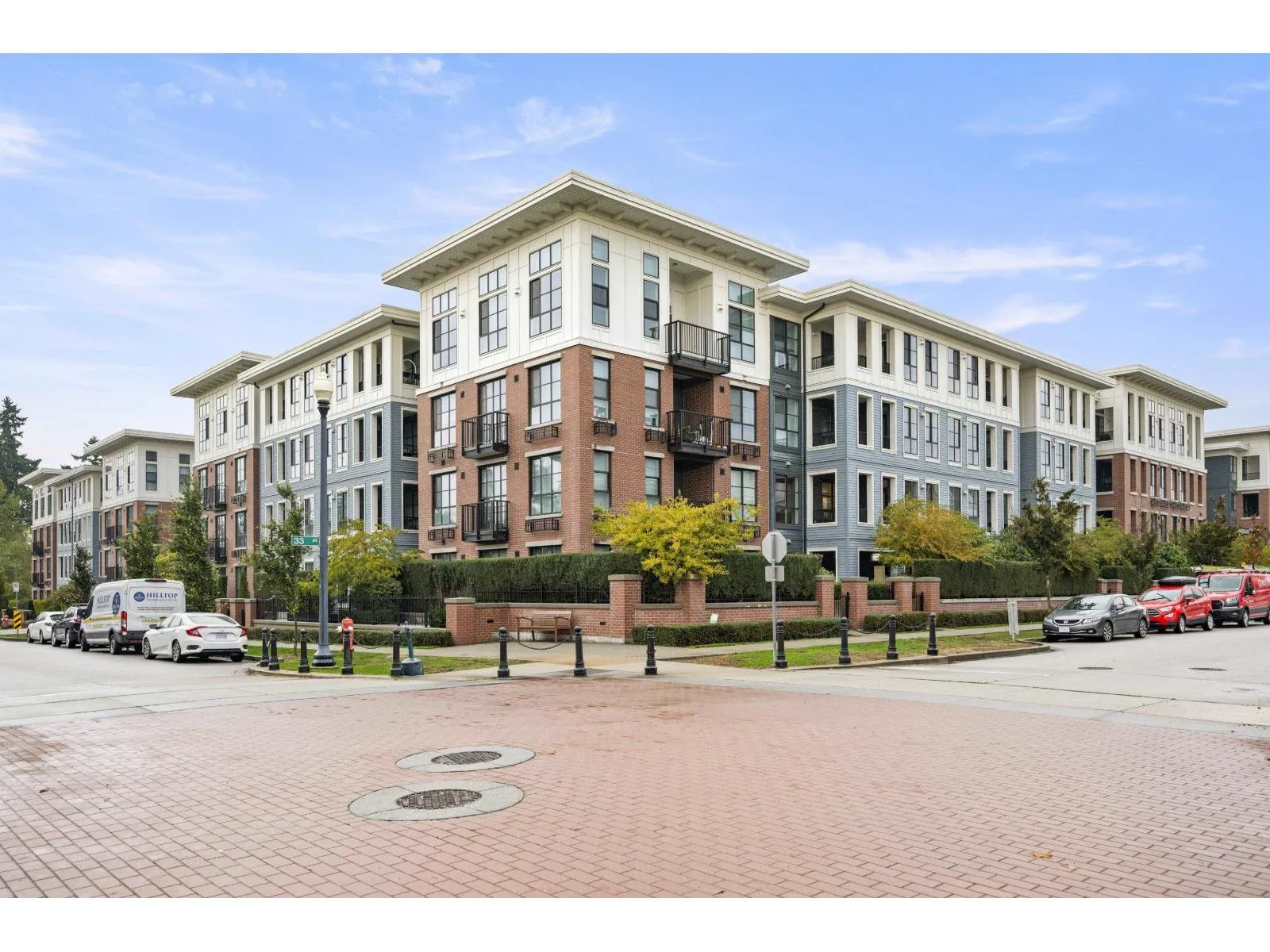 Apartment for rent: 212 15137 33 Avenue, White Rock, British Columbia V3Z 0Y1