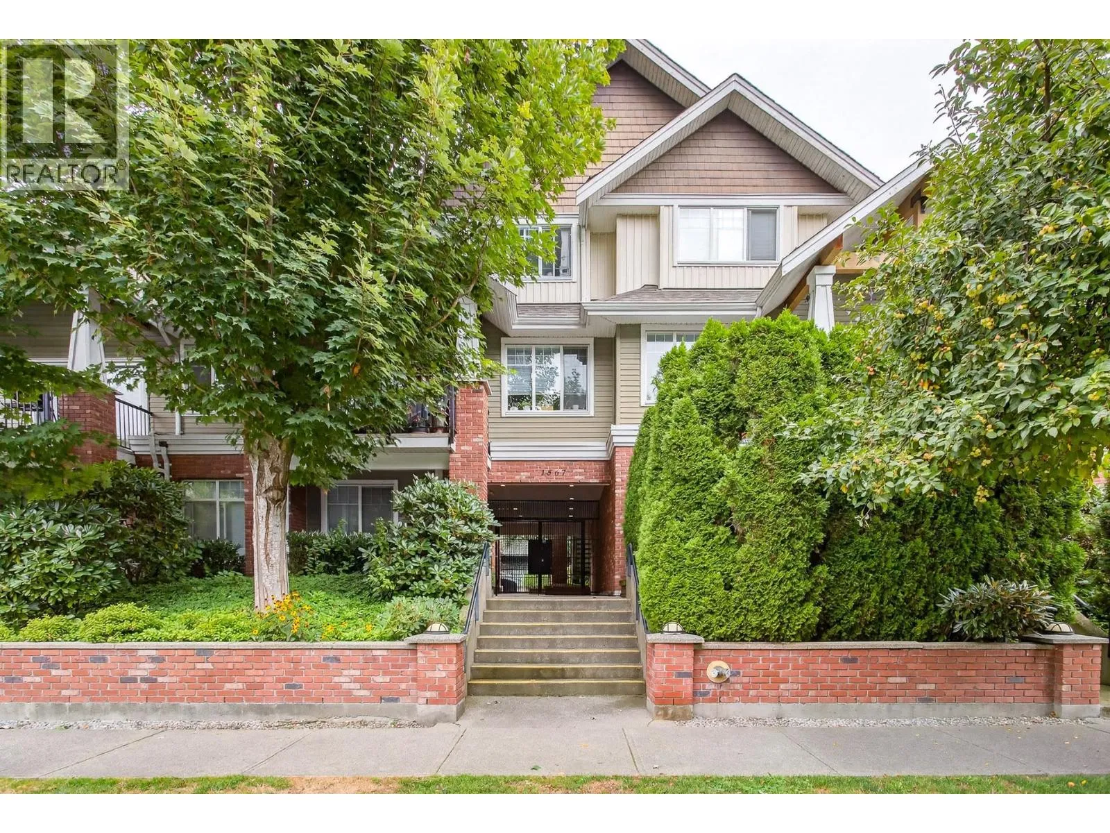 Row / Townhouse for rent: 212 1567 Grant Avenue, Port Coquitlam, British Columbia V3B 1P1