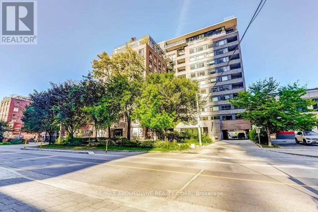 Apartment for rent: 212 - 400 Wellington Street W, Toronto, Ontario M5V 0B5