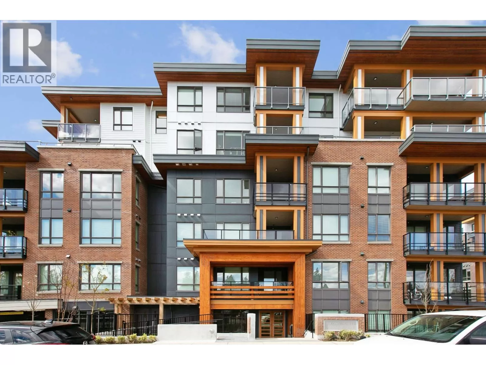 Apartment for rent: 212 721 Anskar Court, Coquitlam, British Columbia V3J 0L4