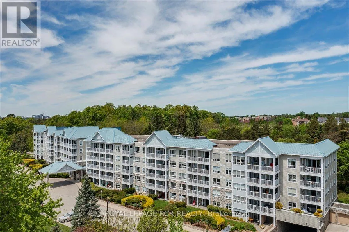 Apartment for rent: 212 - 900 Bogart Mill Trail, Newmarket, Ontario L3Y 8V5