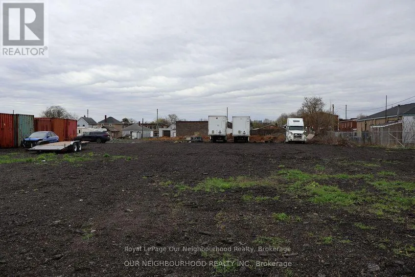 212 Burgar Street, Welland, Ontario L3B 2T4