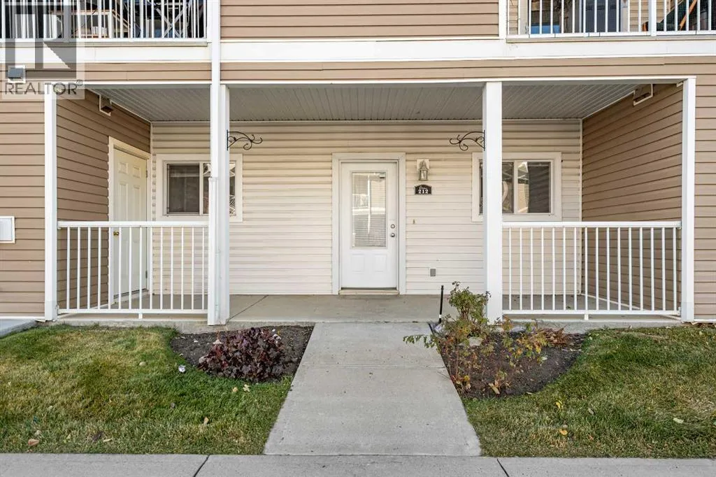 Row / Townhouse for rent: 212 Sunrise Terrace Ne, High River, Alberta T1V 0C2