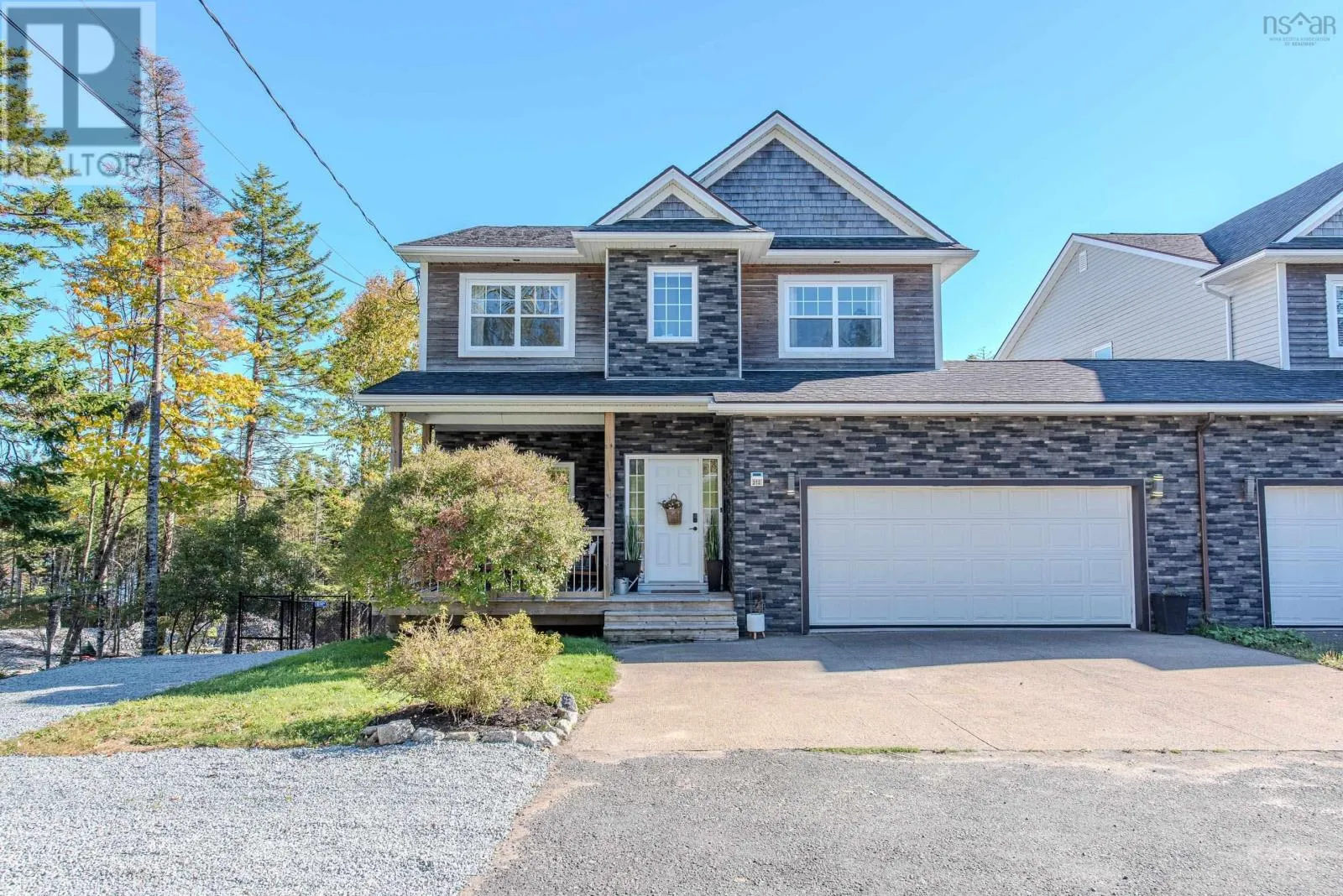 212 Voyageur Way, Hammonds Plains, Nova Scotia B4B 2C1