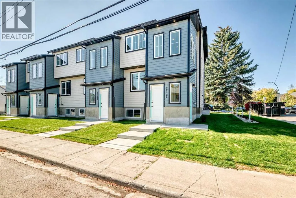 Row / Townhouse for rent: 2121 13 Street Nw, Calgary, Alberta T2M 1L7