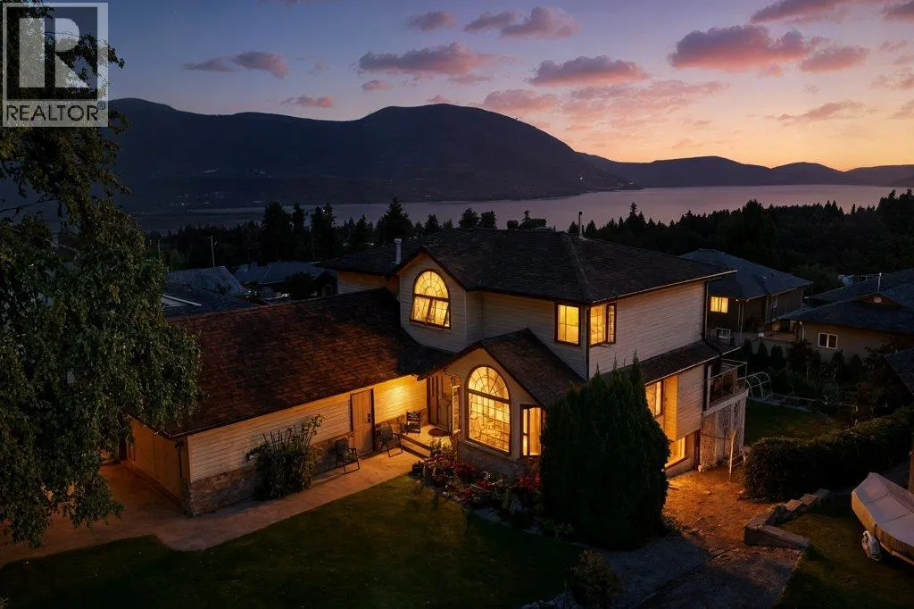 House for rent: 2121 3 Avenue Se, Salmon Arm, British Columbia V1E 1K1